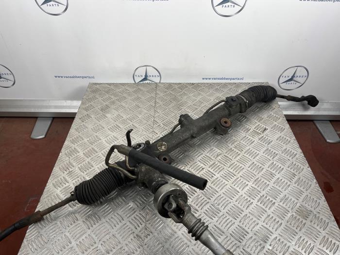 Begagnade Styrbox Mercedes C (W203) 1.8 C-180K 16V Pris € 90,00 Marginaltabell erbjuds av van Sabben Parts