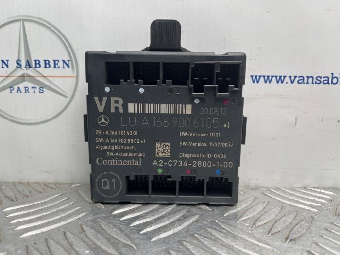 Używane Modul centralnego zamka Mercedes A (W176) 1.6 A-180 16V Cena € 25,00 Procedura marży oferowane przez van Sabben Parts