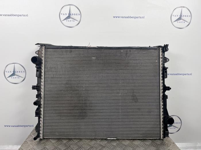 Usagé Radiateur Mercedes Vito (447.6) 2.0 119 CDI 16V Prix € 121,00 Prix TTC proposé par van Sabben Parts