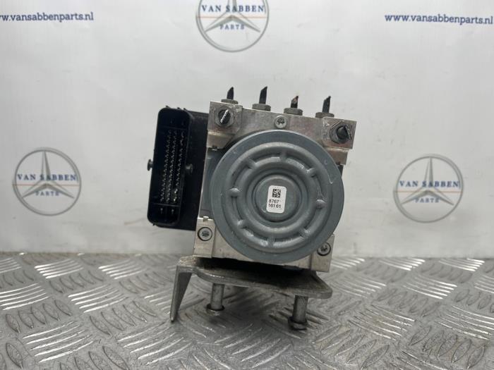 Gebrauchte ABS Steuergerät Mercedes C (W205) C-160 1.6 16V Preis € 100,00 Margenregelung angeboten von van Sabben Parts