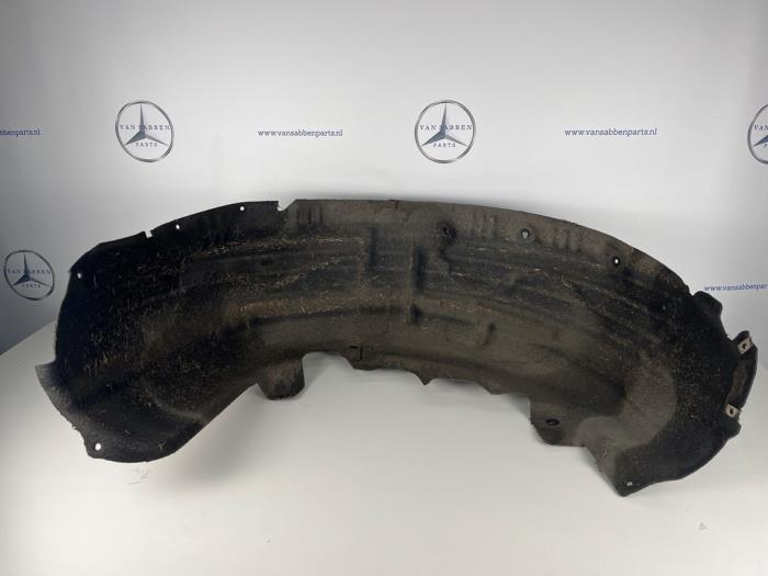 Używane Nadkole Mercedes GLC (X253) 3.0 350d V6 24V 4-Matic Cena € 40,00 Procedura marży oferowane przez van Sabben Parts