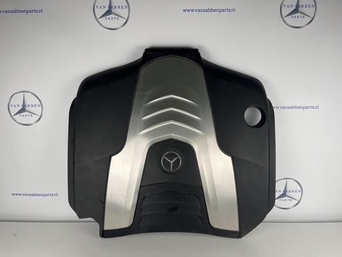 Used Engine cover Mercedes GLC (X253) 3.0 350d V6 24V 4-Matic Price € 50,00 Margin scheme offered by van Sabben Parts