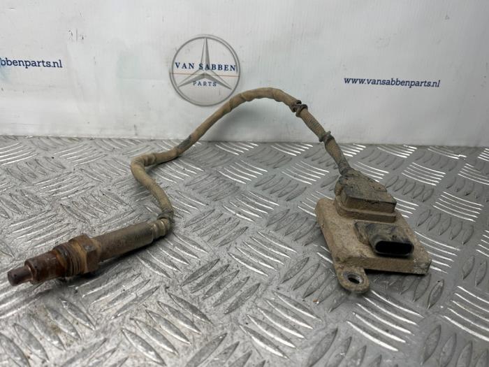 Begagnade NOx-sensor Mercedes Vito (447.6) 2.2 116 CDI 16V 4x4 Pris € 151,25 Inklusive moms erbjuds av van Sabben Parts
