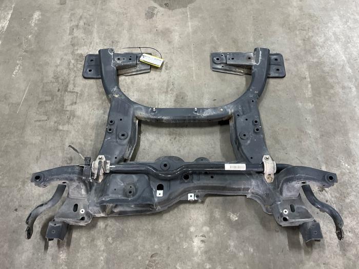 Begagnade Underram Mercedes A (W176) 1.6 A-180 16V Pris € 75,00 Marginaltabell erbjuds av van Sabben Parts