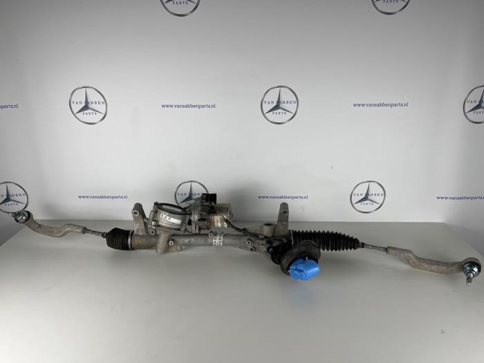 Begagnade Styrbox Mercedes GLB (247.6) 2.0 GLB-200d Pris € 1.089,00 Inklusive moms erbjuds av van Sabben Parts