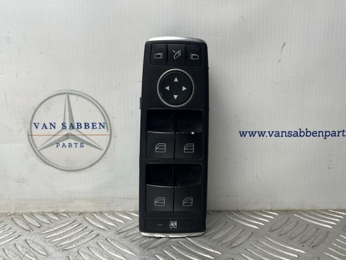 Usados Interruptor de ventanilla eléctrica Mercedes CLA (117.3) 2.2 CLA-220 CDI, 220 d 16V Precio € 40,00 Norma de margen ofrecido por van Sabben Parts