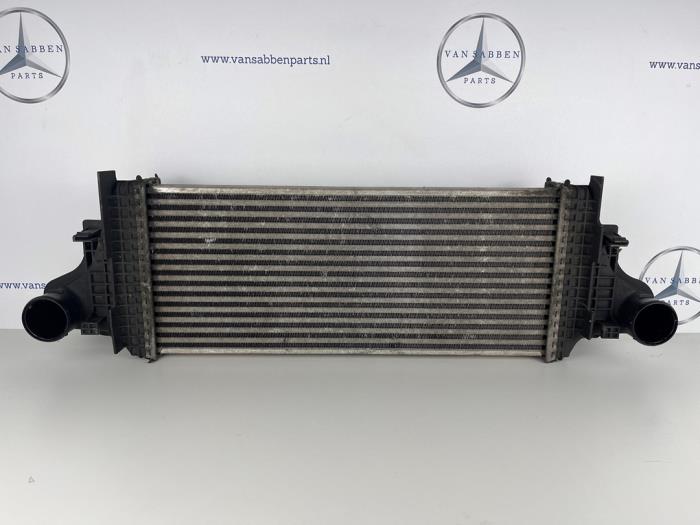 Usados Intercooler Mercedes R (W251) 3.0 320 CDI 24V 4-Matic Precio € 40,00 Norma de margen ofrecido por van Sabben Parts