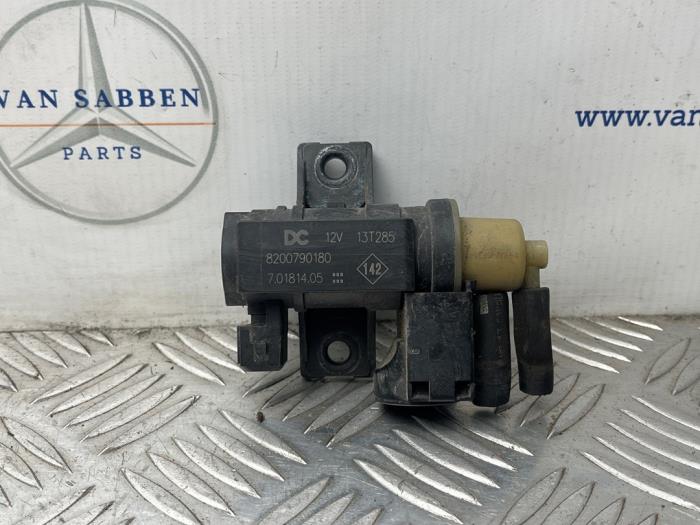 Usagé Clapet de surpression Turbo Mercedes A (W176) 1.5 A-180 CDI, A-180d 16V Prix € 20,00 Règlement à la marge proposé par van Sabben Parts