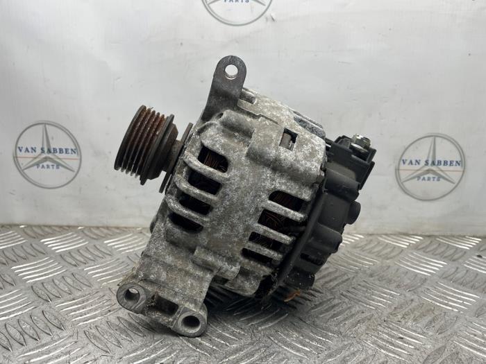 Usagé Dynamo Mercedes A (W169) 1.5 A-150 5-Drs. Prix € 40,00 Règlement à la marge proposé par van Sabben Parts