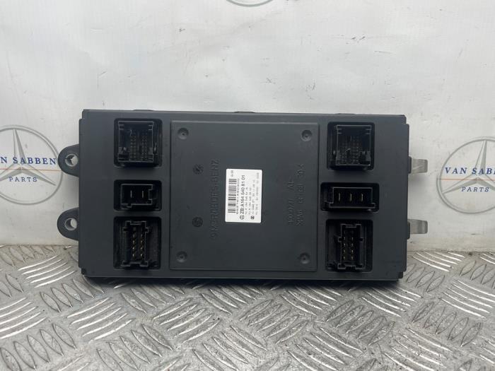 Używane Modul Comfort Mercedes ML II (164/4JG) 3.0 ML-350 CDI 4-Matic V6 24V Cena € 250,00 Procedura marży oferowane przez van Sabben Parts