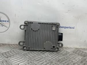 Radarsensor från en Mercedes-Benz E (W213) E-200d 2.0 Turbo 16V 2020