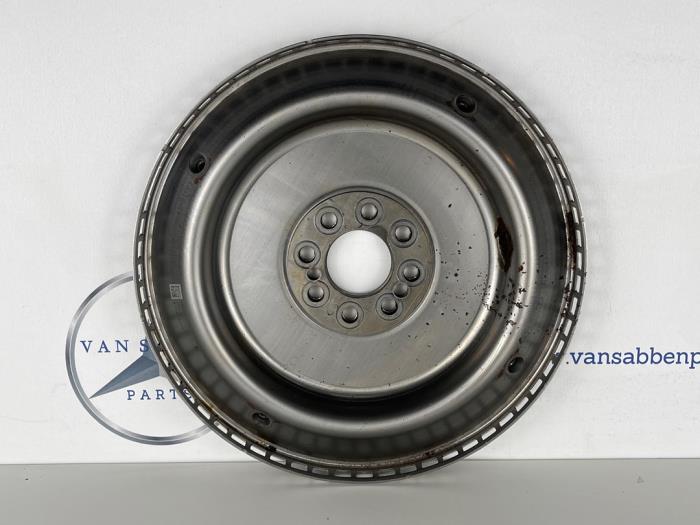 Gebrauchte Schwungrad Mercedes C (W206) C-180 1.5 EQ Boost Preis € 100,00 Margenregelung angeboten von van Sabben Parts