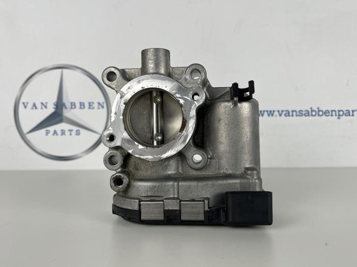 Używane Przepustnica Mercedes CLA (118.3) 1.3 CLA-200 Turbo 16V Cena € 30,00 Procedura marży oferowane przez van Sabben Parts