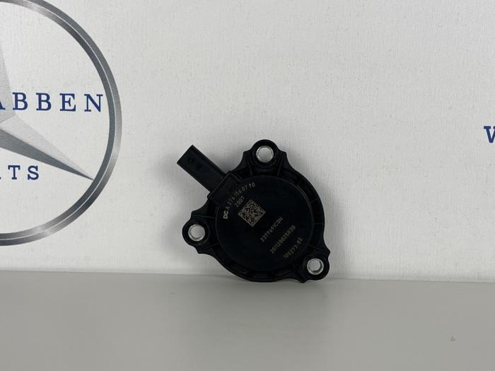 Begagnade Kamaxelsensor Mercedes CLA (118.3) 1.3 CLA-200 Turbo 16V Pris € 15,00 Marginaltabell erbjuds av van Sabben Parts