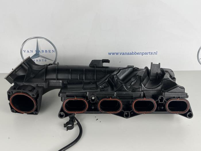 Używane Kolektor dolotowy Mercedes A (W176) 1.6 A-180 16V Cena € 45,00 Procedura marży oferowane przez van Sabben Parts