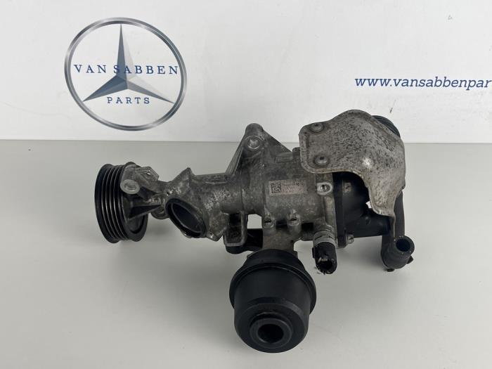 Begagnade Vattenpump Mercedes A (W176) 1.6 A-180 16V Pris € 40,00 Marginaltabell erbjuds av van Sabben Parts