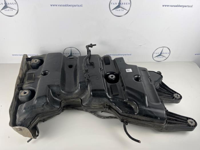 Gebrauchte Adblue Tank Mercedes Vito (447.6) 2.0 114 CDI 16V Preis € 350,00 Margenregelung angeboten von van Sabben Parts