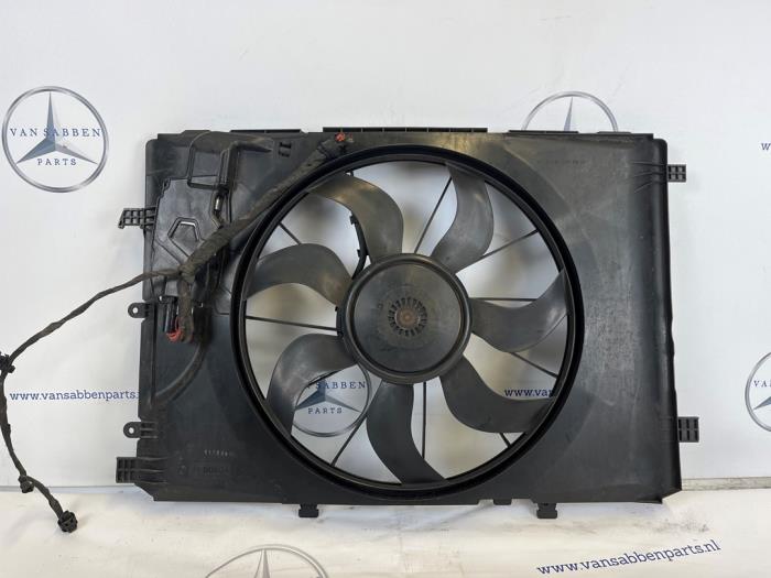 Gebruikte Wentylator Mercedes A (W176) 1.5 A-180 CDI, A-180d 16V Prijs € 75,00 Margeregeling aangeboden door van Sabben Parts