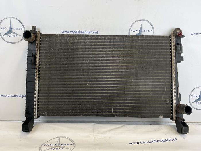 Gebrauchte Kühler Mercedes A (W169) 1.7 A-170 3-Drs. Preis € 40,00 Margenregelung angeboten von van Sabben Parts