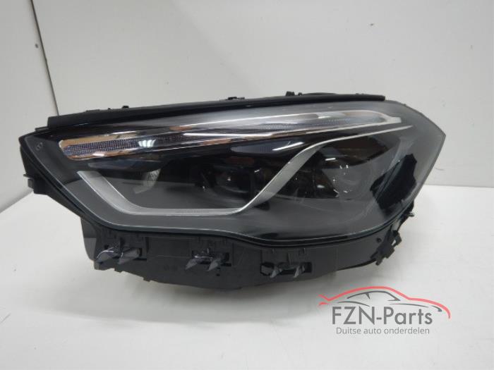 Nowe Reflektor lewy Mercedes GLA (H247) Cena € 899,01 Z VAT oferowane przez FZN Parts