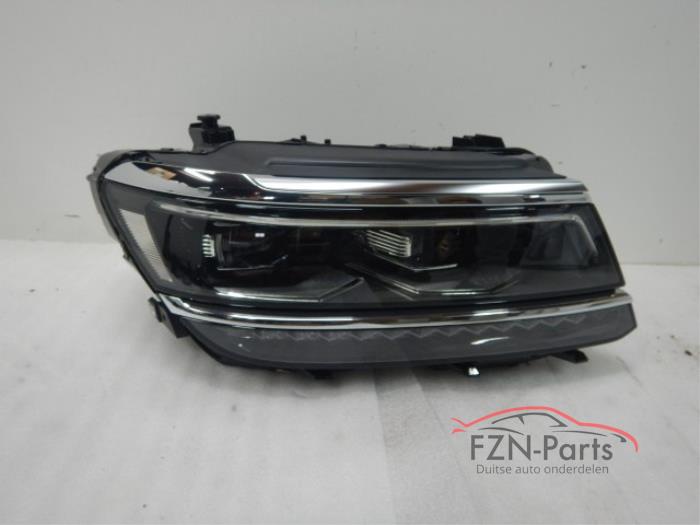 Nowe Reflektor prawy Volkswagen Tiguan (AD1) Cena € 649,00 Z VAT oferowane przez FZN Parts