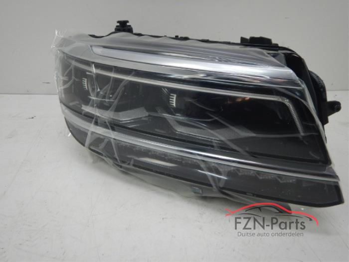 Nowe Reflektor prawy Volkswagen Tiguan Allspace (BW2) Cena € 649,00 Z VAT oferowane przez FZN Parts