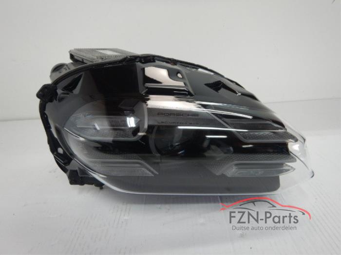 Używane Reflektor prawy Porsche Taycan (Y1A) Cena € 2.499,00 Z VAT oferowane przez FZN Parts