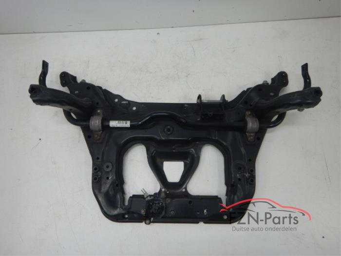 Begagnade Underram Mercedes A (177.0) 2.0 A-180d Pris € 499,00 Inklusive moms erbjuds av FZN Parts