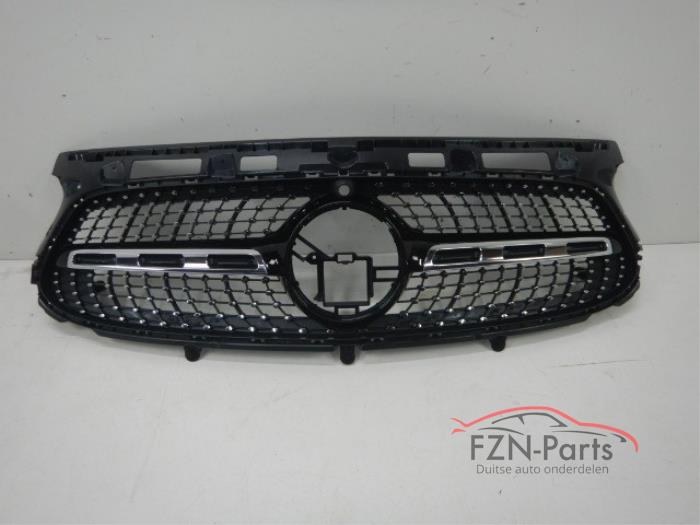 Używane Grill Mercedes GLA AMG (H247) Cena € 299,00 Z VAT oferowane przez FZN Parts