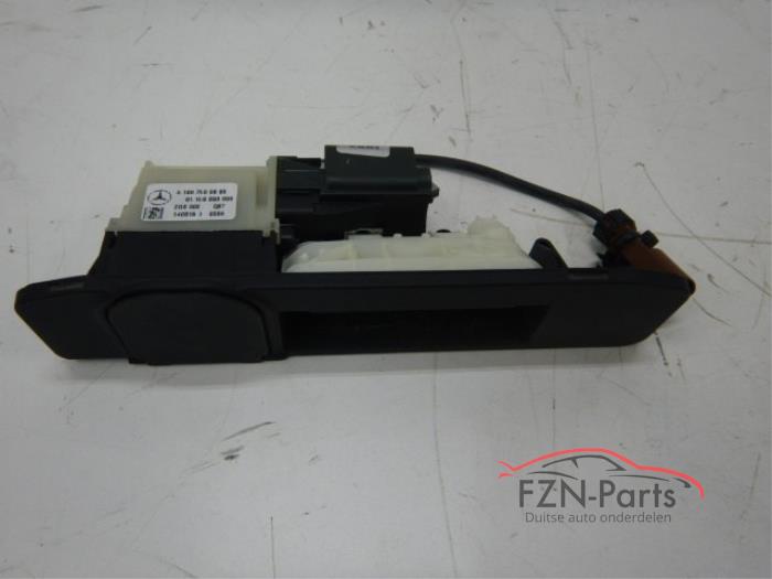 Używane Kamera cofania Mercedes ML III (166) Cena € 99,00 Z VAT oferowane przez FZN Parts