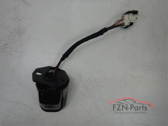 Begagnade Backkamera Mercedes G (463) G 350 d 2.9 24V Pris € 499,00 Inklusive moms erbjuds av FZN Parts
