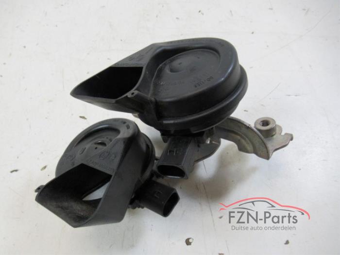 Używane Klakson Volkswagen Up! (121) Cena € 39,00 Z VAT oferowane przez FZN Parts