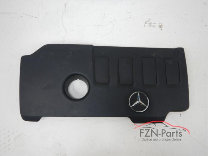 Gebrauchte Abdeckblech Motor Mercedes CLA (118.3) Preis € 49,01 Mit Mehrwertsteuer angeboten von FZN Parts