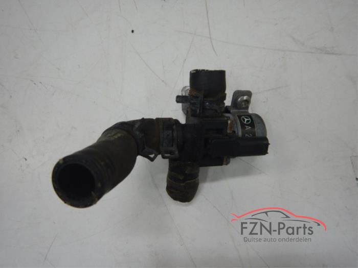 Begagnade Extra vattenpump Mercedes C-Klasse Pris € 99,00 Inklusive moms erbjuds av FZN Parts