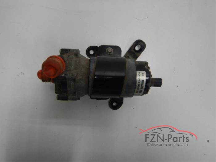 Begagnade Extra vattenpump Mercedes GLE Pris € 149,00 Inklusive moms erbjuds av FZN Parts