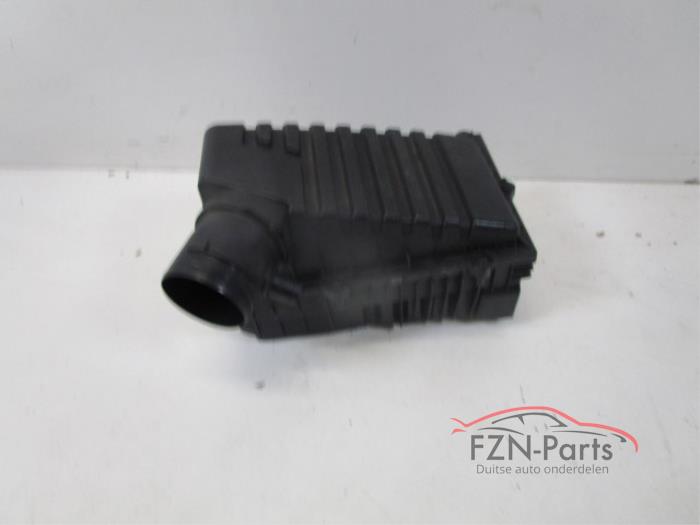 Begagnade Luftfilterhus Audi RS 3 Sportback (8VA/8VF) Pris € 99,00 Inklusive moms erbjuds av FZN Parts