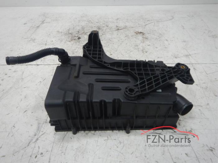 Begagnade Luftfilterhus Audi RS 3 Sportback (8VA/8VF) Pris € 59,00 Inklusive moms erbjuds av FZN Parts