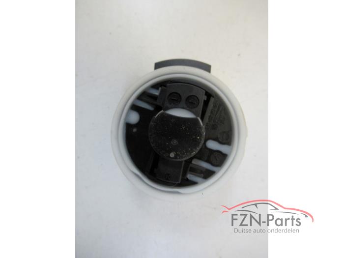 Begagnade Trycksensor, luftkonditionering Volkswagen Passat Pris € 25,00 Inklusive moms erbjuds av FZN Parts