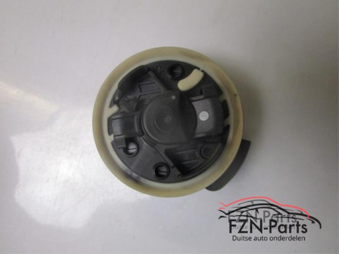 Begagnade Trycksensor, luftkonditionering Audi A7 Sportback (4KA) Pris € 25,00 Inklusive moms erbjuds av FZN Parts
