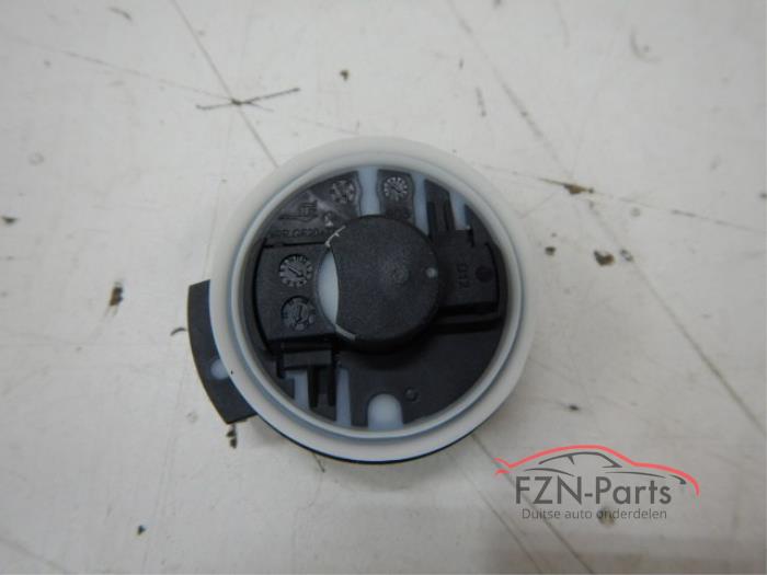 Begagnade Trycksensor, luftkonditionering Volkswagen Passat Pris € 25,00 Inklusive moms erbjuds av FZN Parts