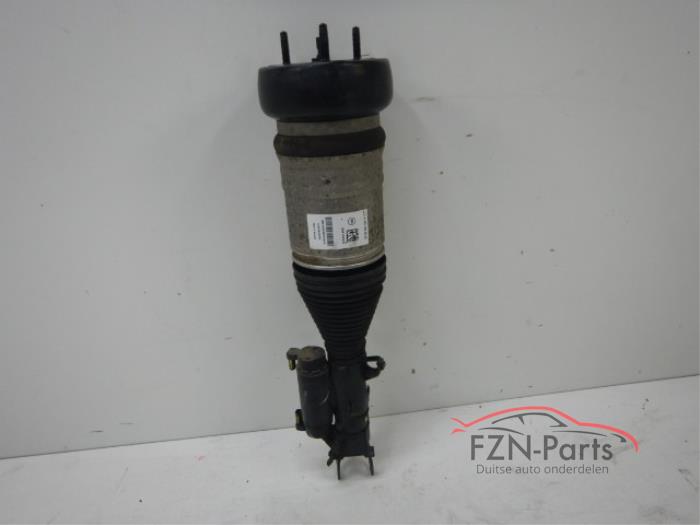 Używane Miech Mercedes C (W205) Cena € 799,00 Z VAT oferowane przez FZN Parts