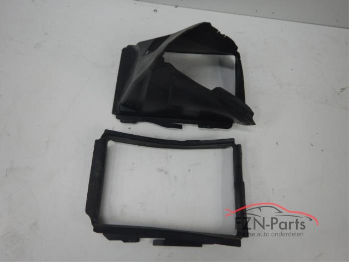 Begagnade Lufttratt Audi RS 6 Avant (C8) Pris € 49,01 Inklusive moms erbjuds av FZN Parts