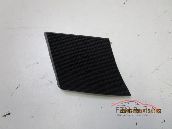 Używane Glosnik Volkswagen Caddy Combi IV Cena € 19,00 Z VAT oferowane przez FZN Parts