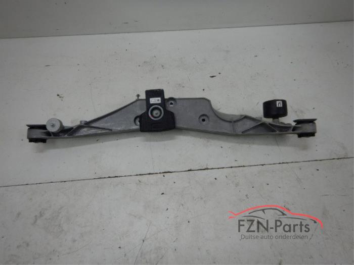 Begagnade Underram BMW 1 serie (F40) Pris € 150,00 Inklusive moms erbjuds av FZN Parts