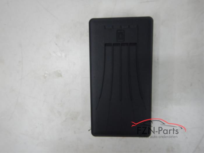 Używane Antena Porsche Cayenne Cena € 199,00 Z VAT oferowane przez FZN Parts