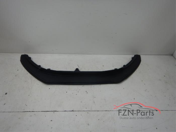 Front bumper lip