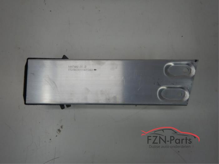 Rear shock absorber bar
