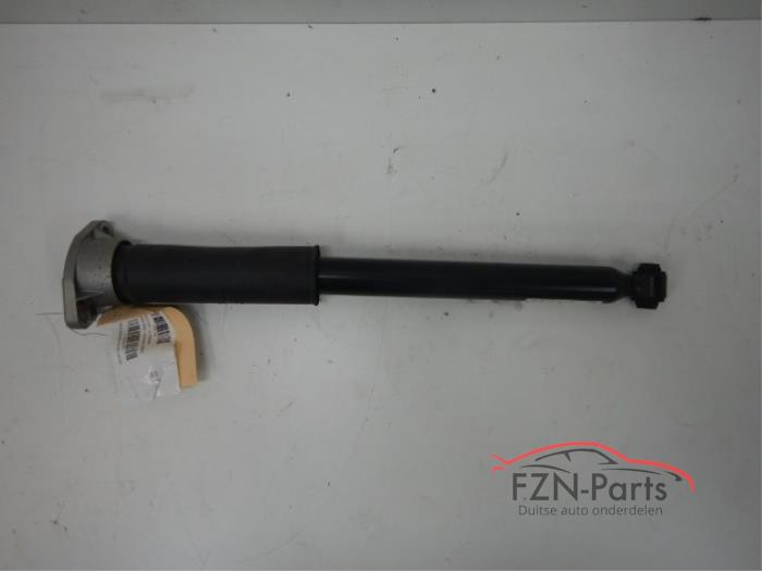 Używane Rózne Mercedes C (W205) Cena € 99,00 Z VAT oferowane przez FZN Parts