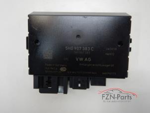 Używane Modul haka holowniczego Volkswagen Golf VIII (CD1) Cena € 249,01 Z VAT oferowane przez FZN Parts
