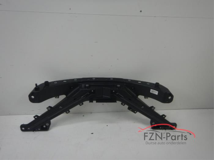 Begagnade Front Tesla Model 3 Pris € 349,00 Inklusive moms erbjuds av FZN Parts